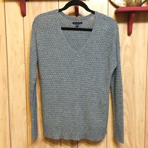 L American Eagle sweater